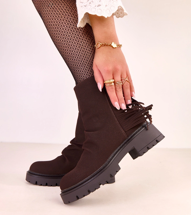 Schokoladenfarbene Stiefeletten mit Fransen auf dicker Sohle Silia