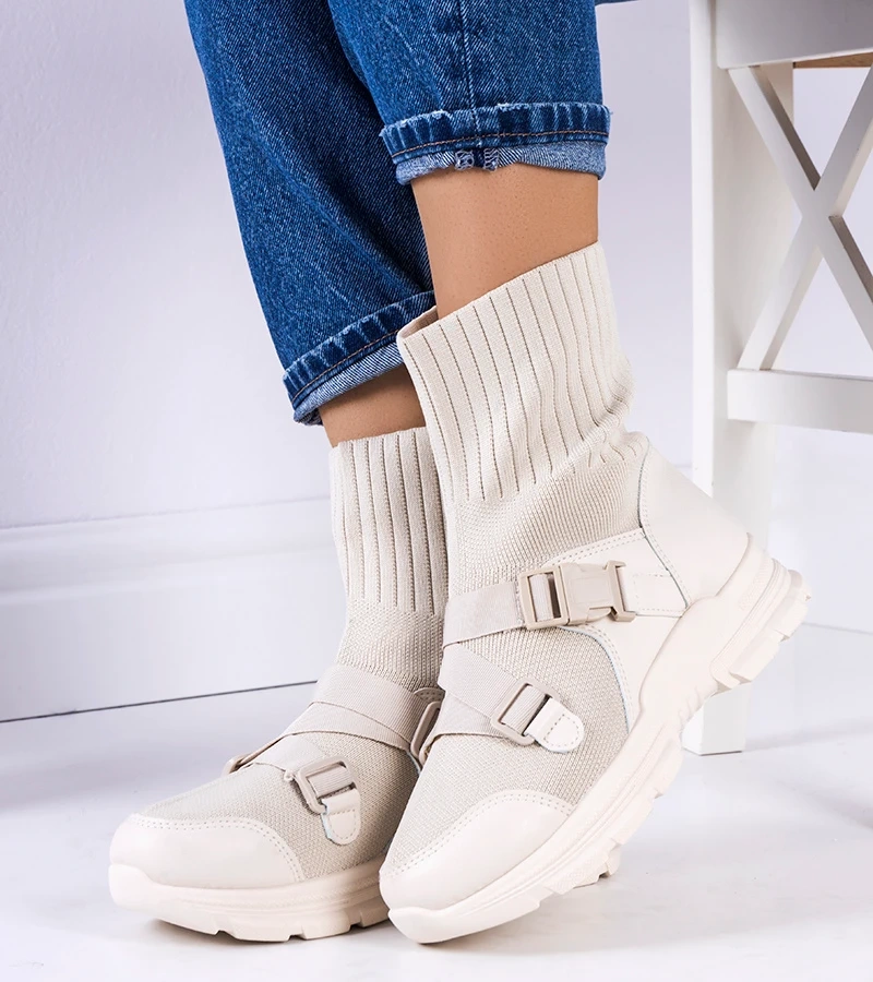 Beige Saker Sneakers