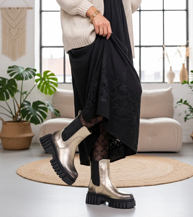 Goldene Stiefeletten mit Plateau und elastischem Einsatz Denya