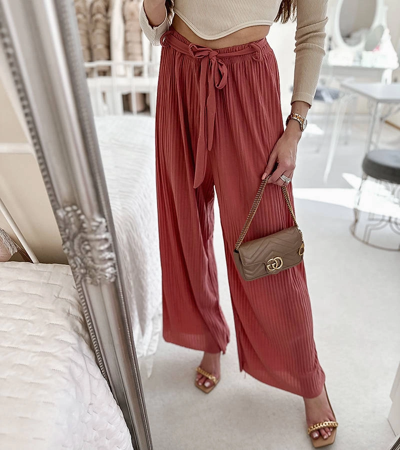 Rosa plissierte Hosen von Claudette