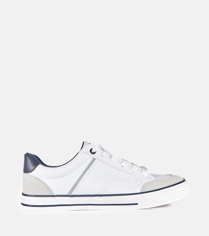 Weiße Herrenturnschuhe mit dunkelblauen Einsätzen William