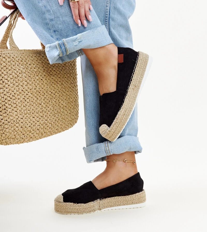 Schwarze Espadrilles mit hohem Plateau von Masia