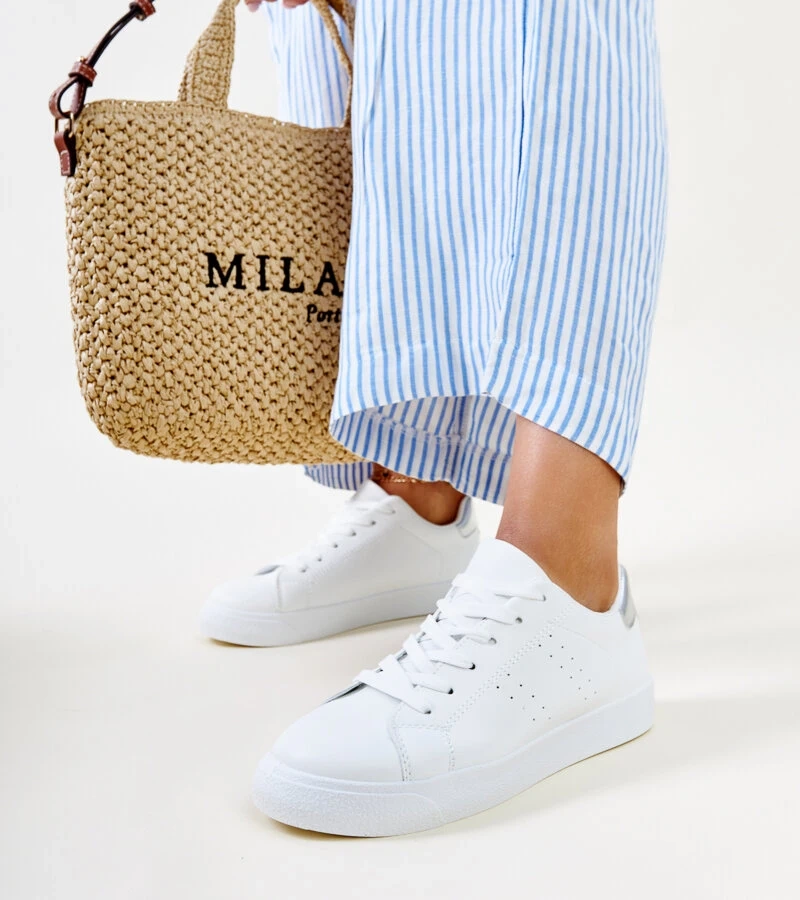 Weiß-silberne Akila Sneakers