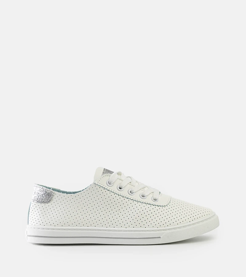 Weiße perforierte Sneakers von Ruala