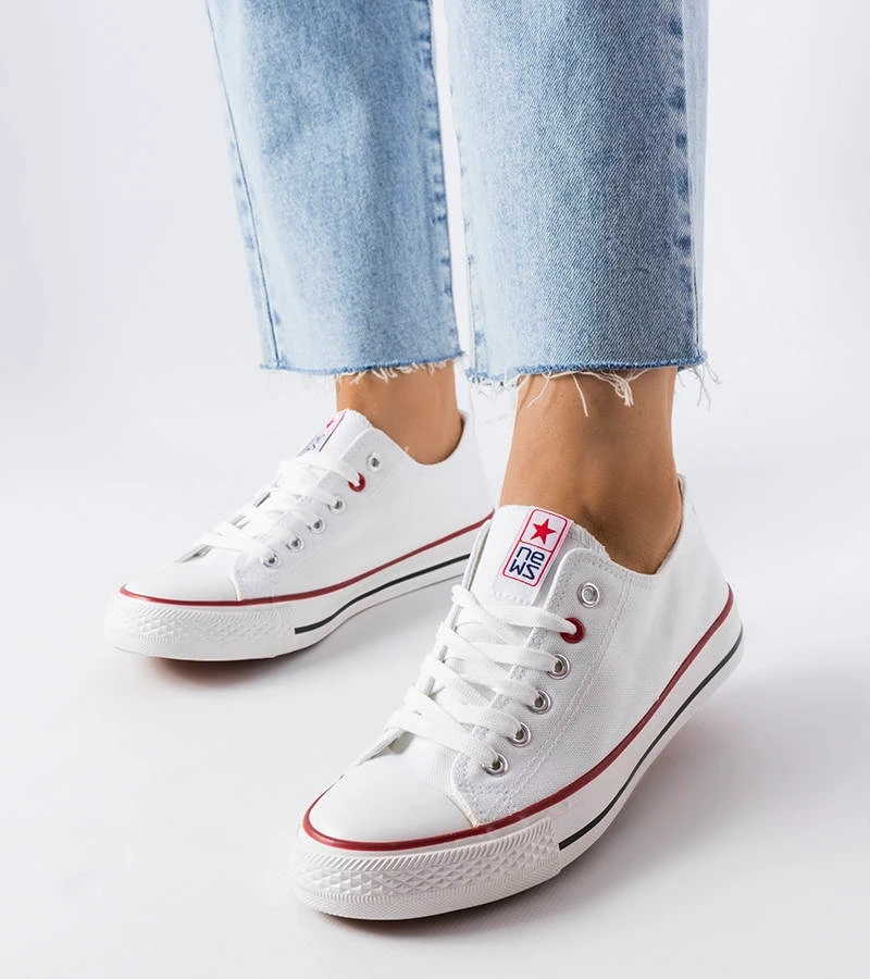 Weiße Stoff-Sneakers von Catherine