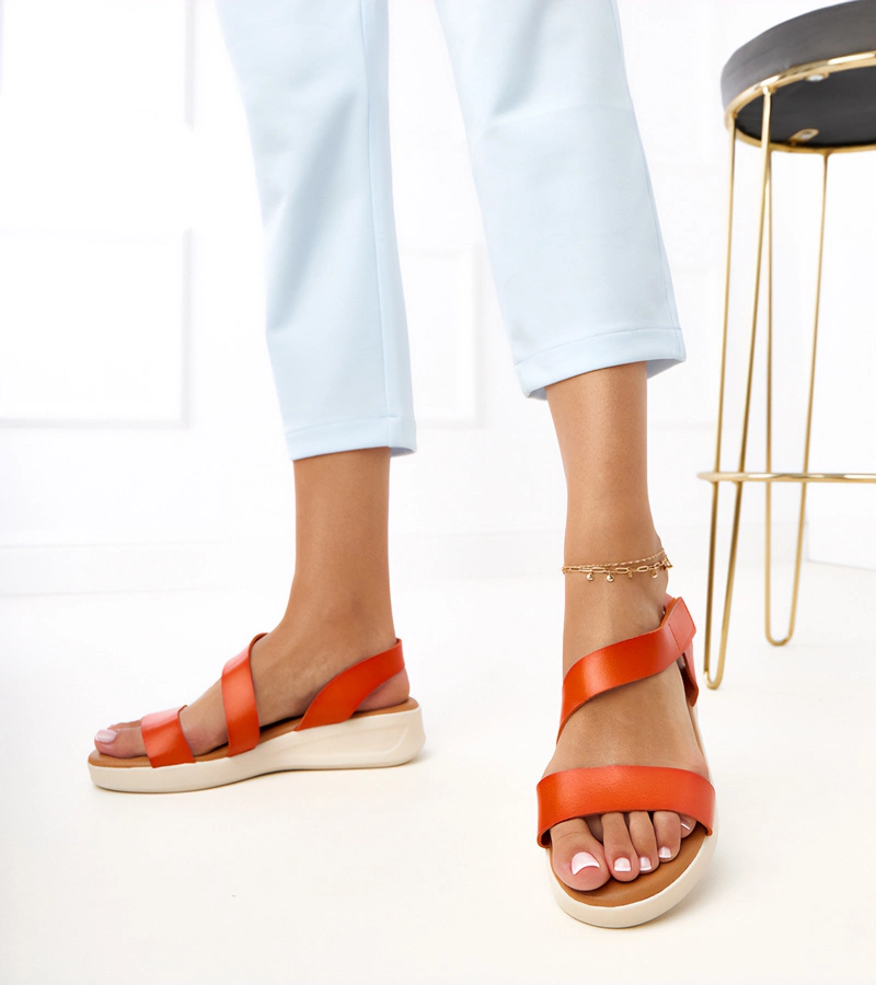 Orange Sandalen auf niedrigem Keilabsatz Verkado