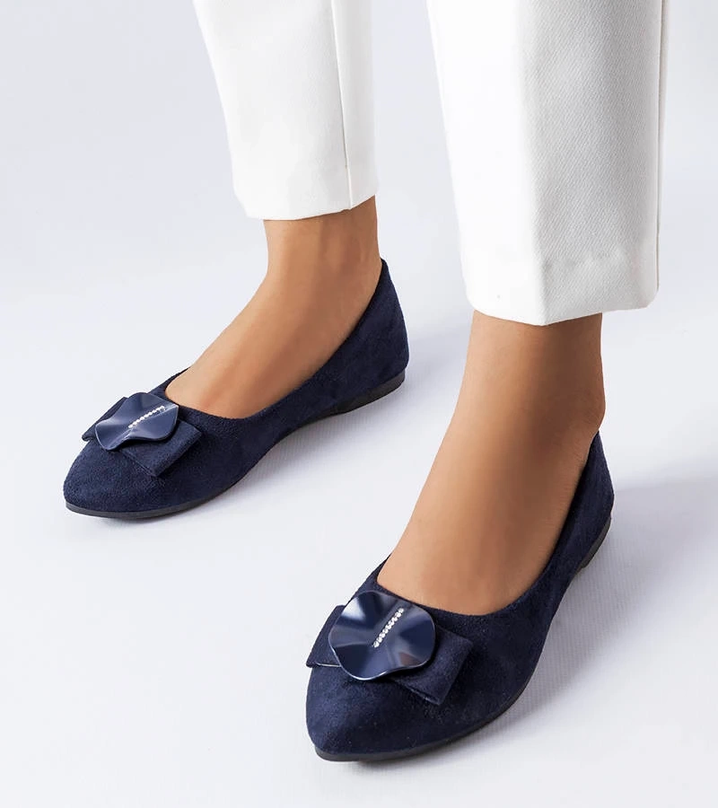 Blaue Ballerinas verziert mit Zirkonen von Rémy