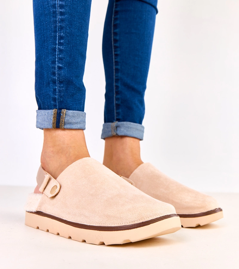 Beige geschlossene warme Hausschuhe mit Verschluss Unseta