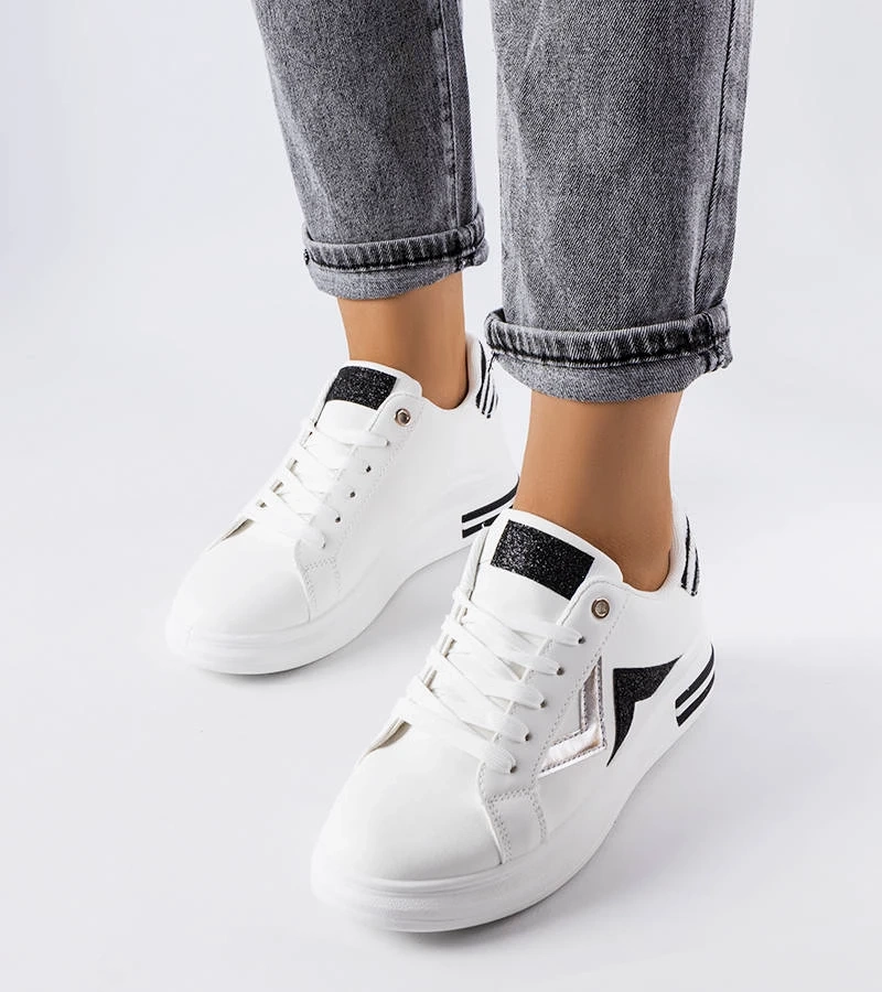 Schwarz-weiße Monty Plateau-Sneaker