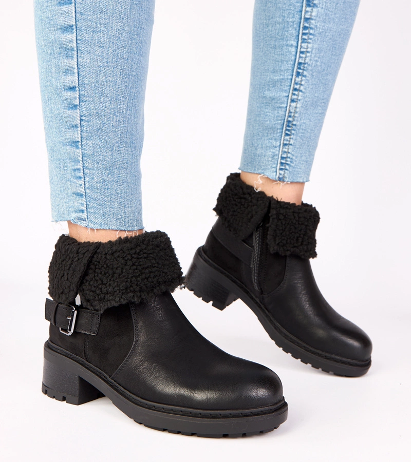 Schwarze Stiefeletten mit Absatz und umgeschlagenem Schaft Olga