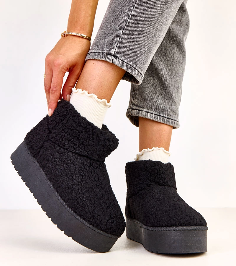 Schwarze Schneestiefel mit Schaft aus Lammfell Lasso