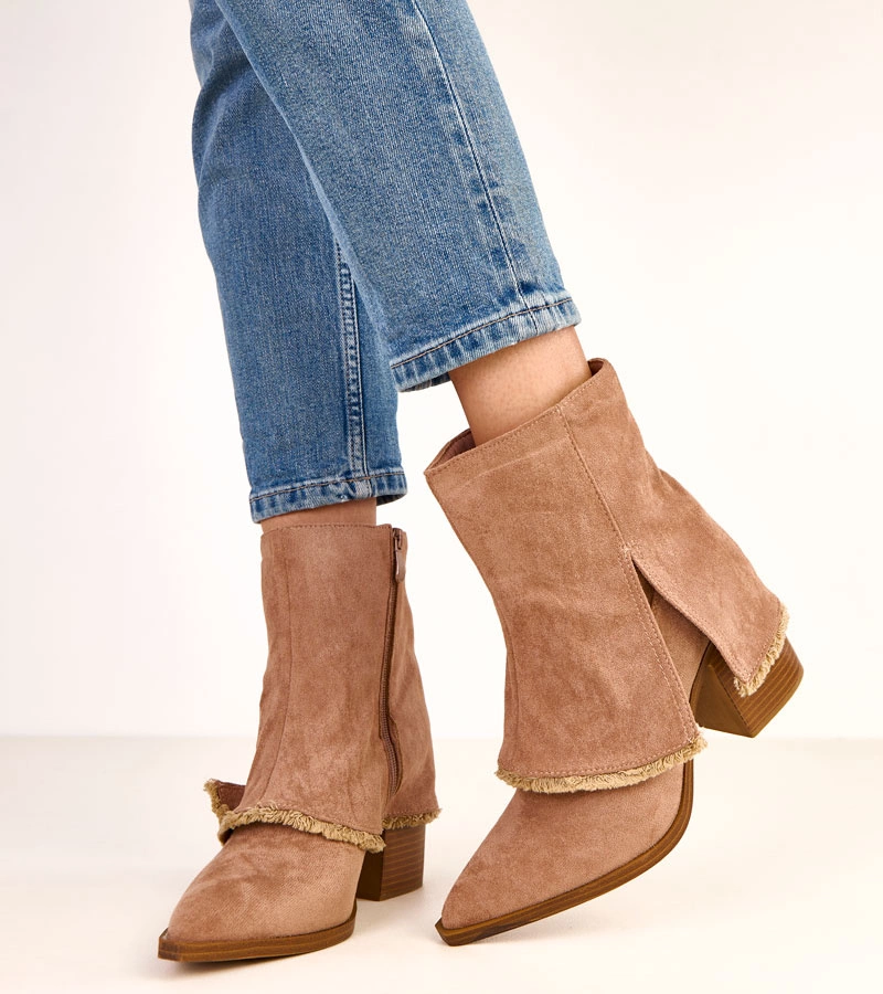 Beige Stiefeletten mit Blockabsatz und umgeschlagenem Schaft Felicia