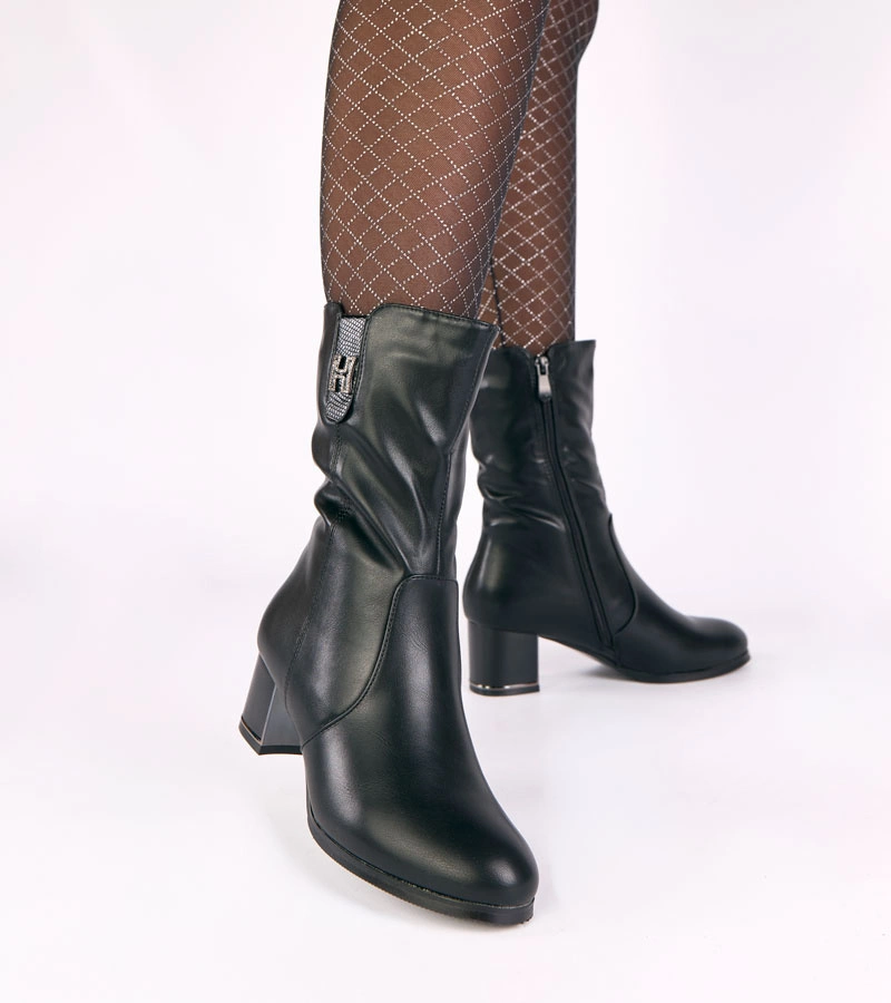 Schwarze gefütterte Blockabsatz-Stiefeletten mit Strass Gusta