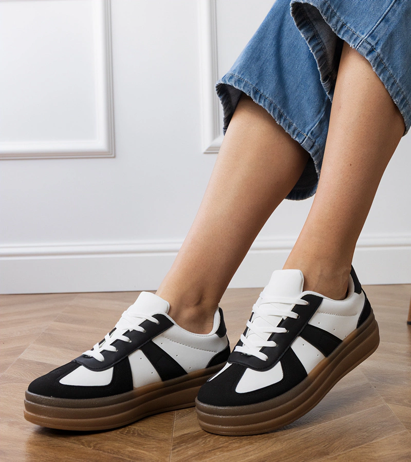 Schwarze Damen-Sneaker auf Plateausohle Serila