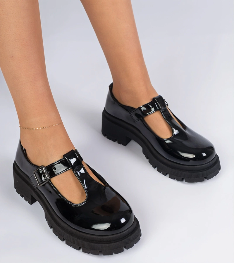 Schwarze Lackleder-Plateauschuhe Kalaro
