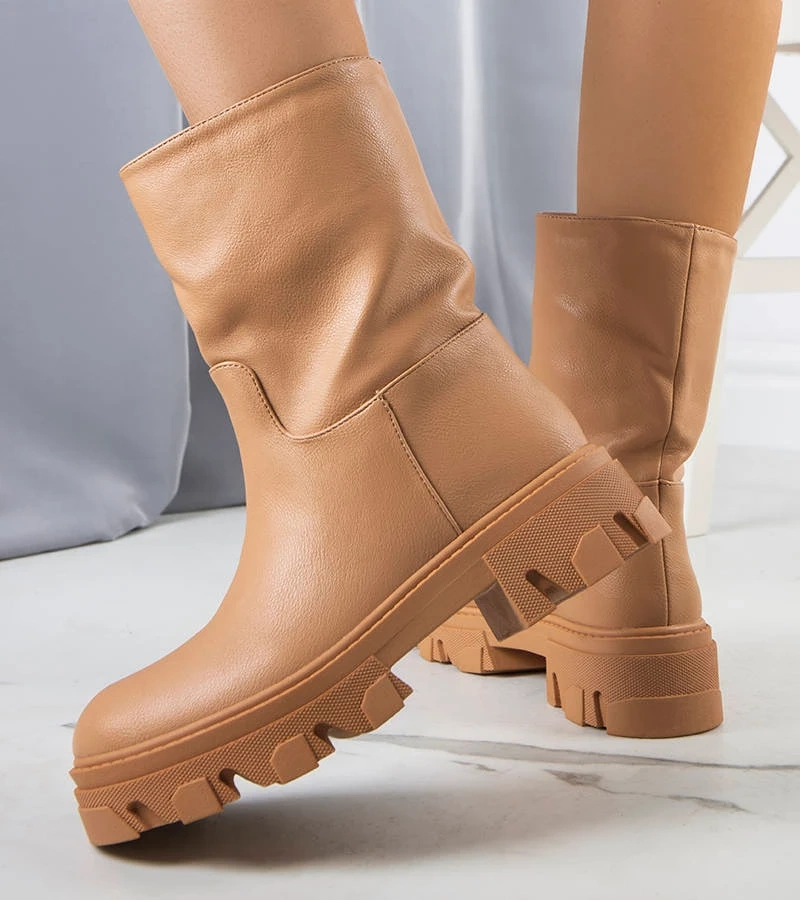 Braune, gefütterte Nasidi Stiefeletten