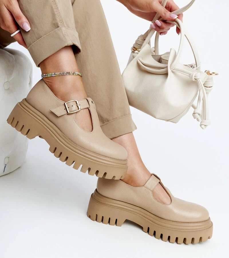 Dunkelbeige Leder-Halbschuhe von Karino