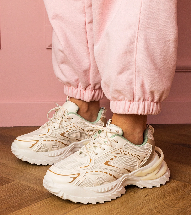 Beige Sportsneaker mit dicker Sohle Lirana