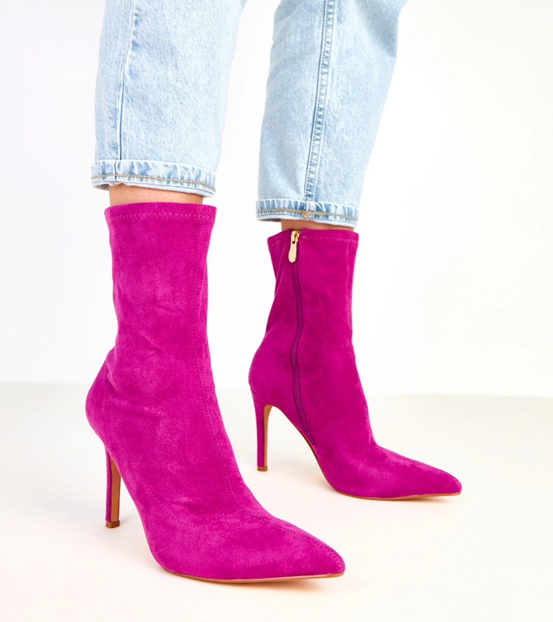 Lila Wildleder-Stiefeletten mit Absatz Tennille