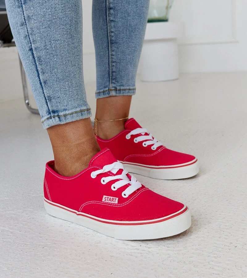 Dunkelrosa klassische Erla-Turnschuhe