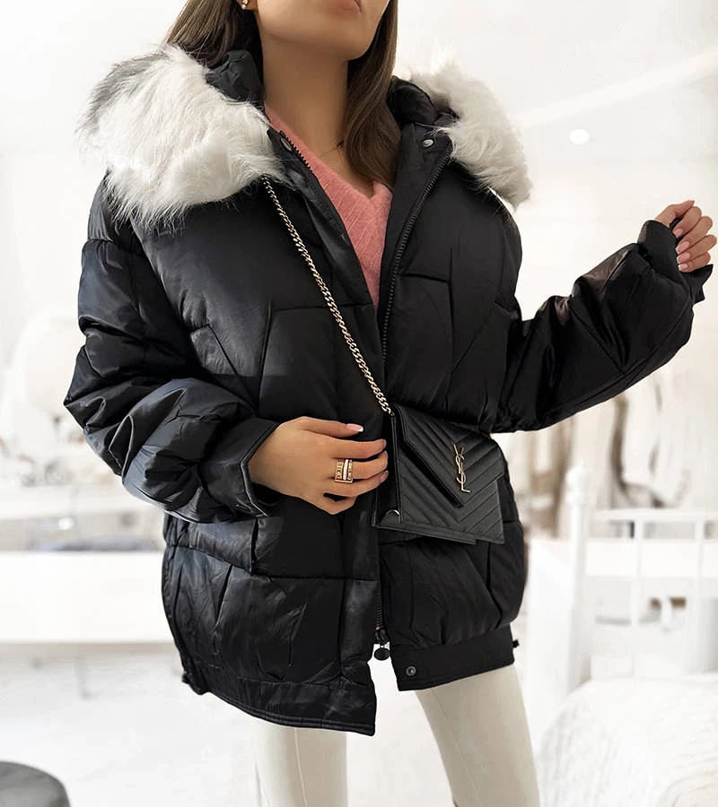 Locker geschnittene schwarze Jacke von Joaquin