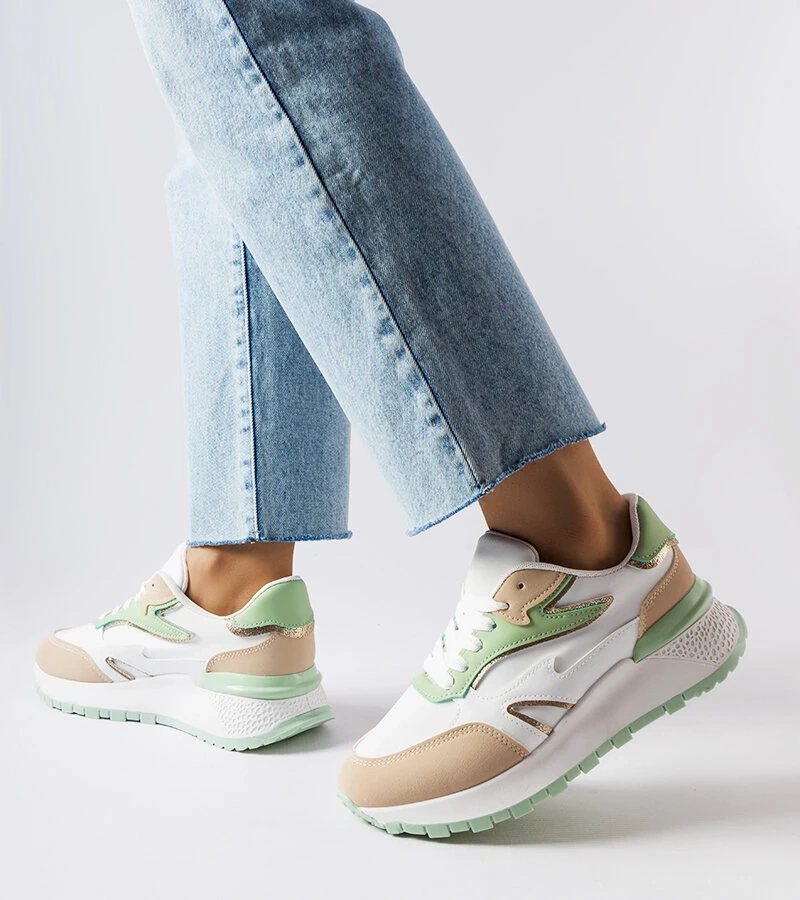 Weiß-grüne Sneakers von Batilda