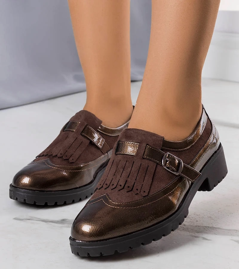 Braune lackierte Halbschuhe von Eliers