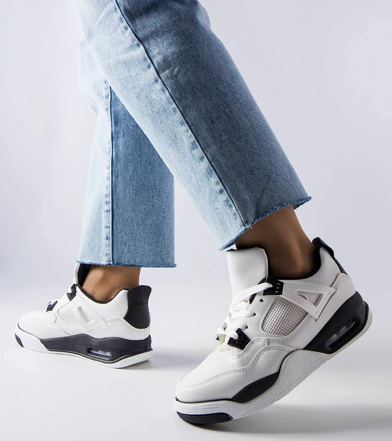 Weiße Sneakers aus kombinierten Materialien von Malas