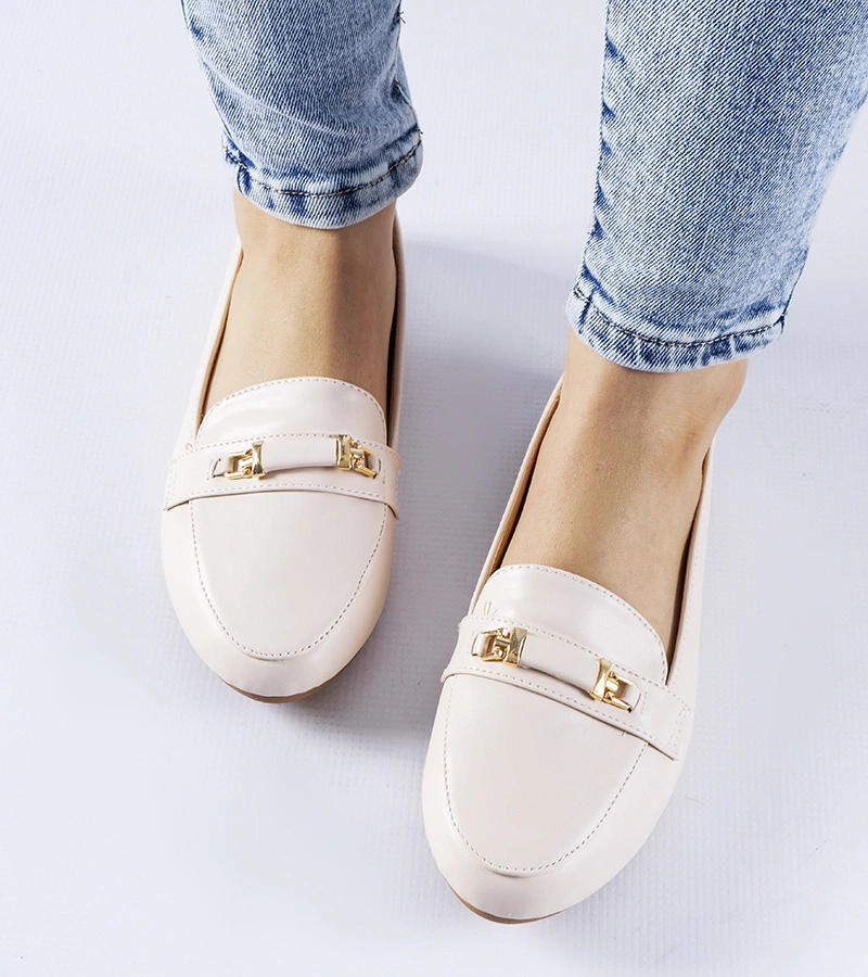 Beige Velino Mokassins mit Klammer