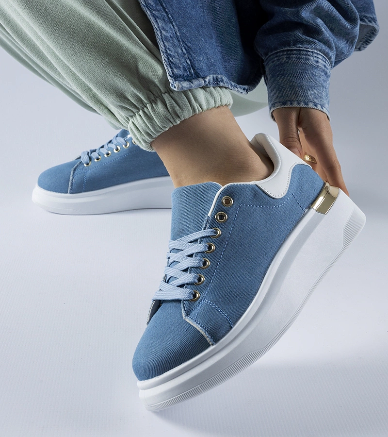 Dunkelblaue Plattform-Sneakers von Scuderlando
