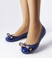 Marineblau