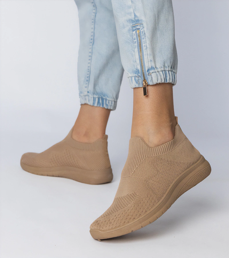 Beige Sportsneaker mit sockenartigem Schaft Kreta