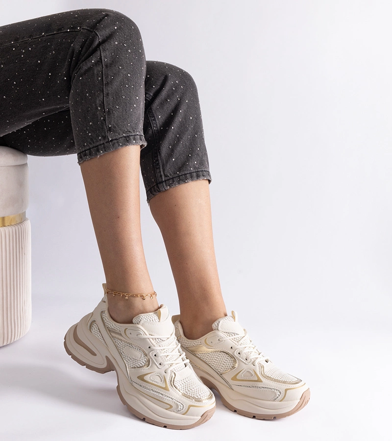 Beige Sneaker auf massiver Sohle Adoma