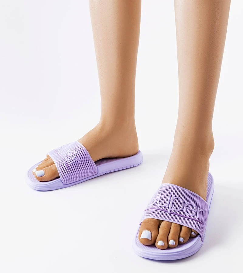 Lila Gummiflipflops von Azelio