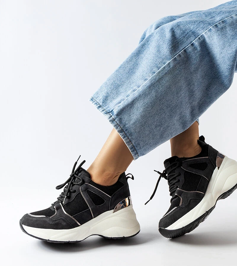 Schwarze Echeverri-Sneaker mit Keilabsatz