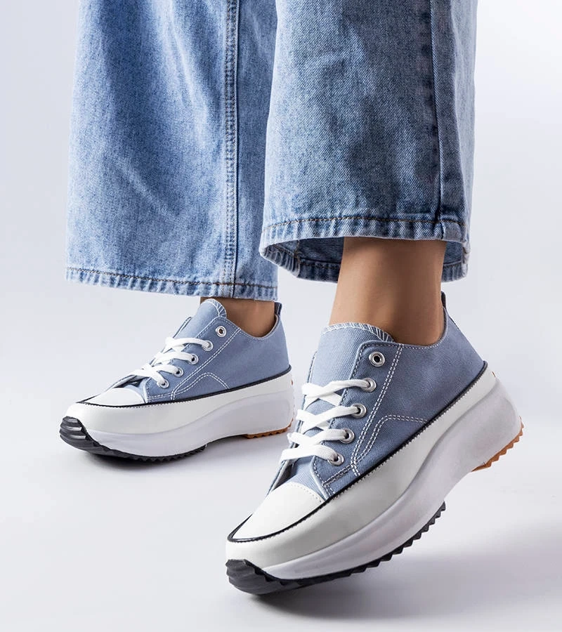 Blaue Plattform-Sneaker von McKeylor