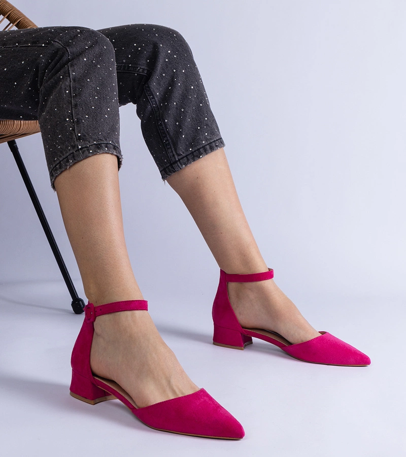 Dunkelrosa Pumps mit niedrigem Blockabsatz Elison