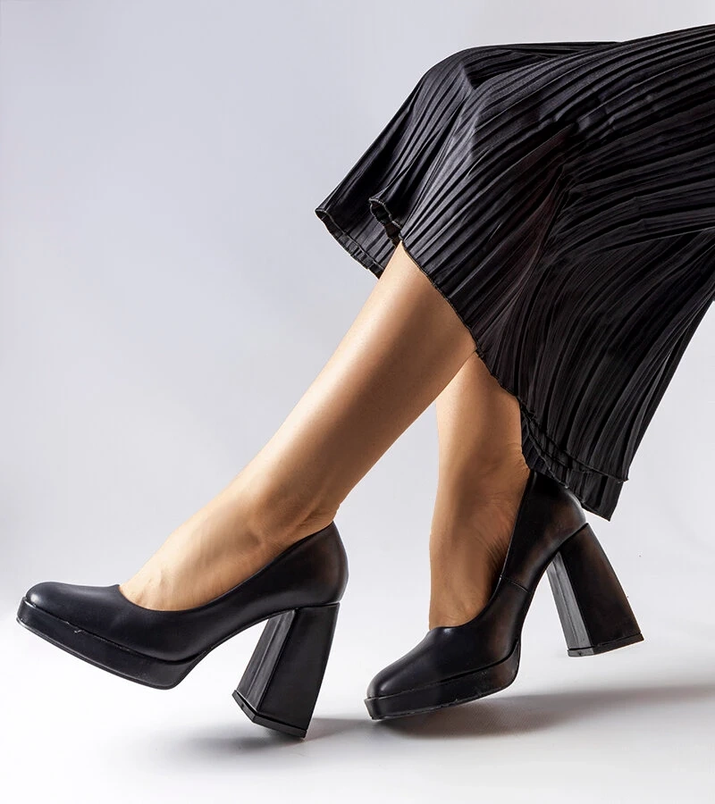 Schwarze Mailly Pumps mit hohem Absatz