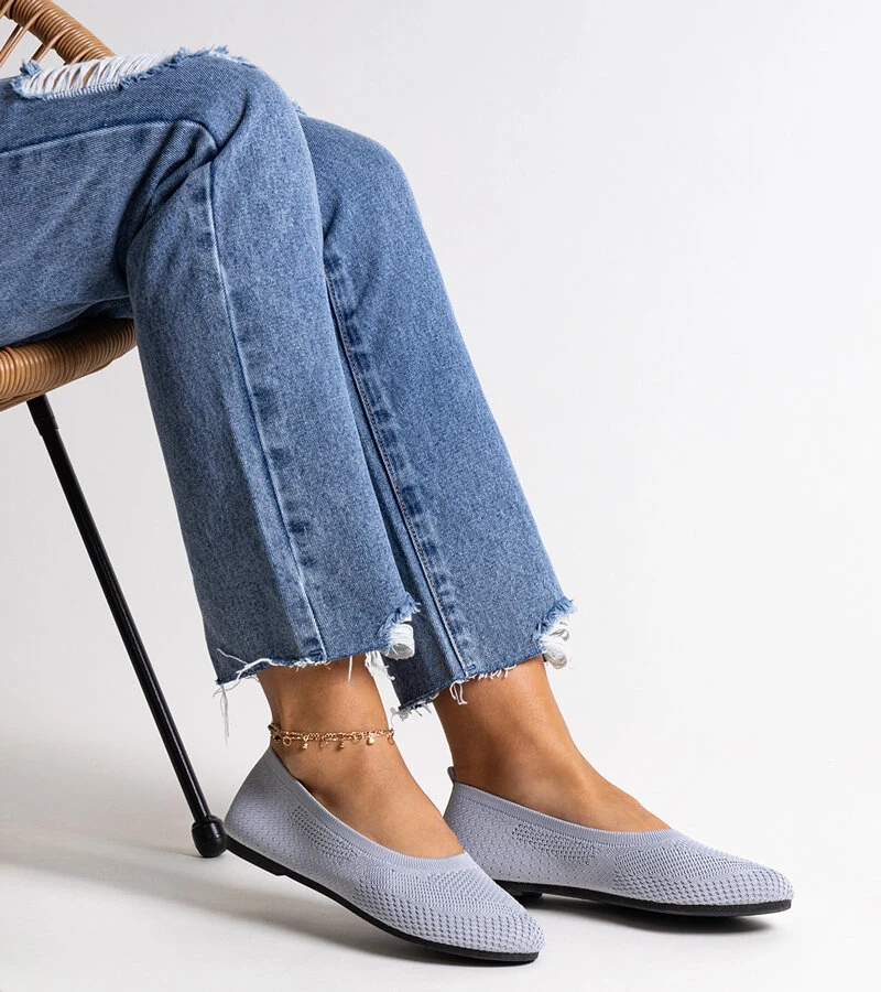 Graue Stoff-Ballerinas von Yafia