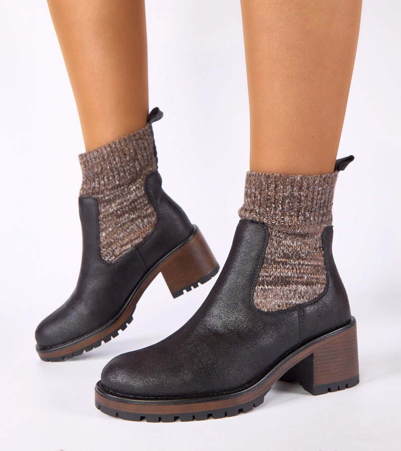 Schwarze Stiefeletten mit Blockabsatz und sockenartigem Schaft Lisa