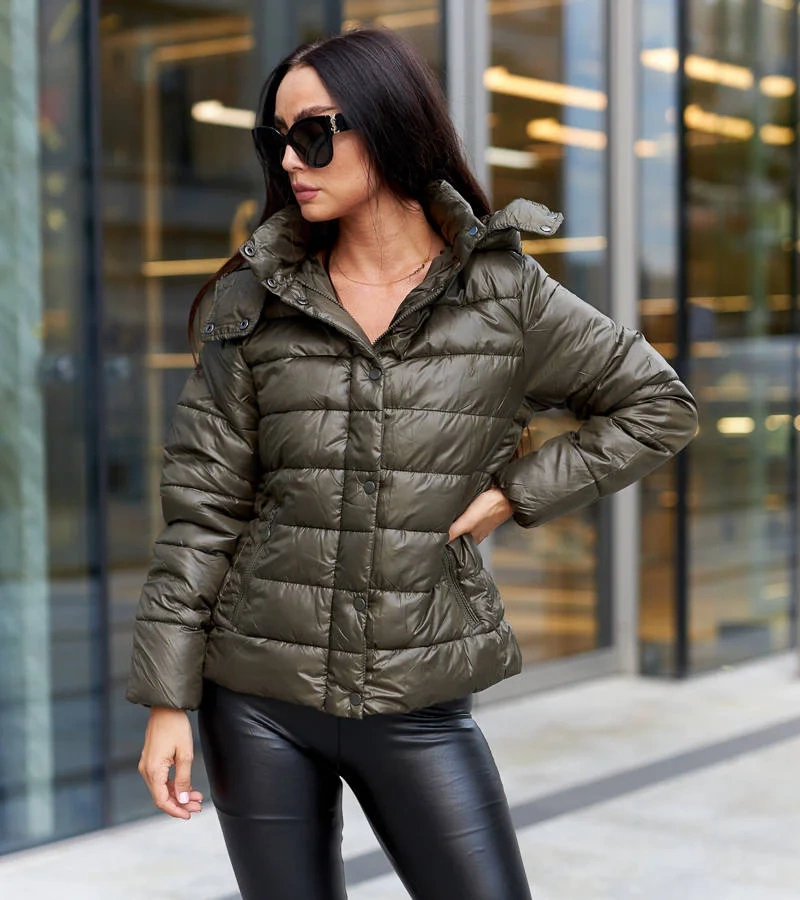 Dunkelgrüne schimmernde Jacke von Berta