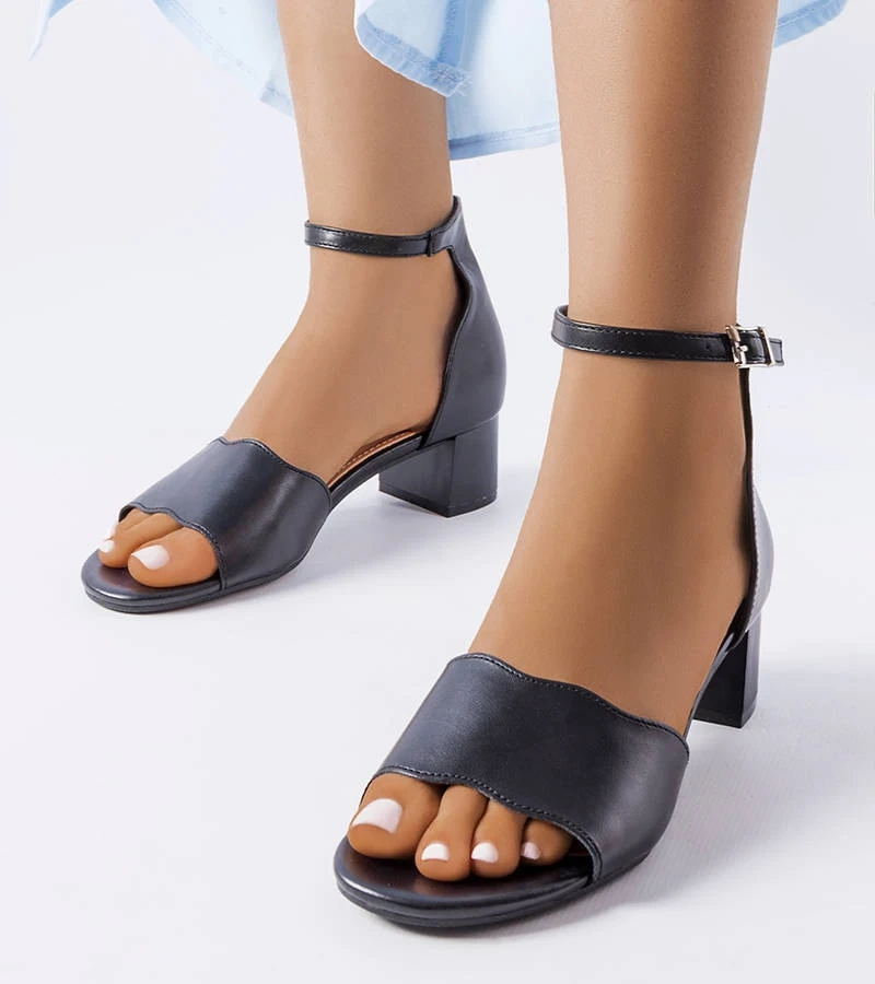 Schwarze Mulberry-Sandalen mit niedrigem Absatz