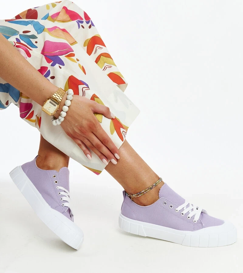 Eduards lila Stoff-Sneaker