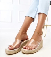 Farblos || Beige