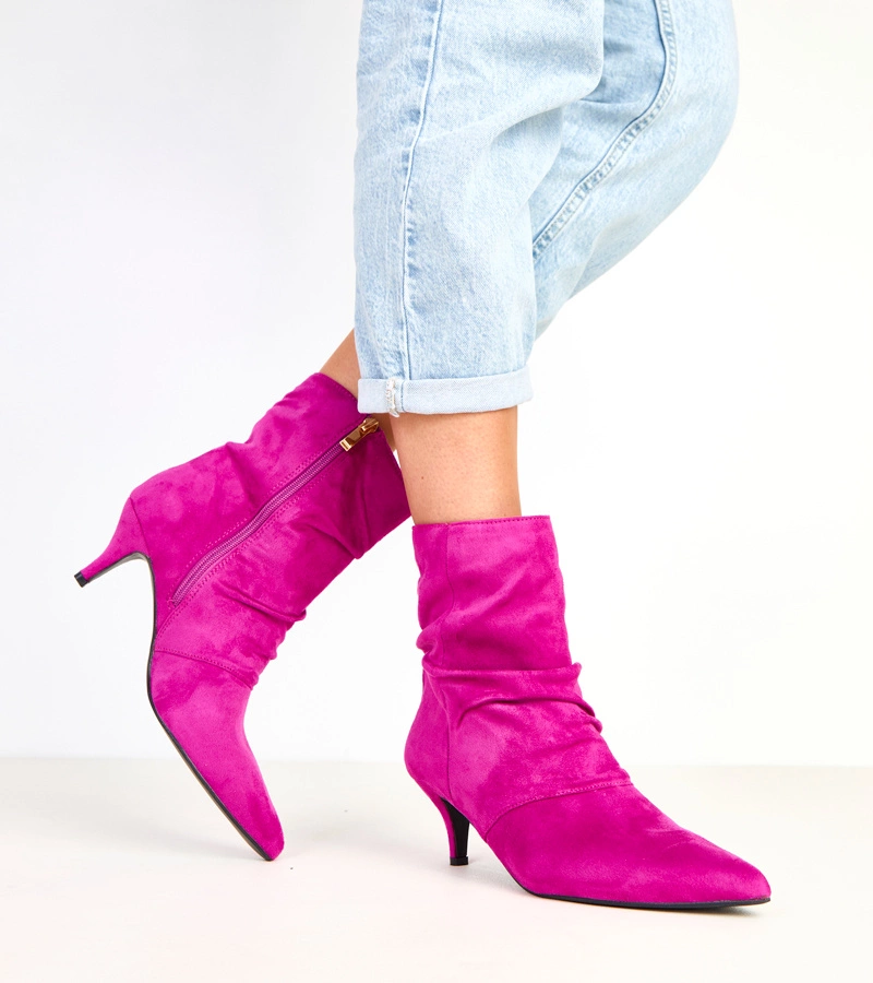 Rosa Stiefeletten mit niedrigem Absatz und Raffung Karen