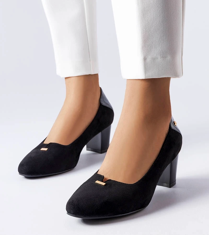 Elegante schwarze Pumps von Vinceza