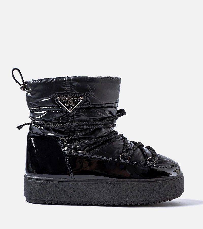 Schwarze lackierte Schneestiefel mit Gummizug von Calogero