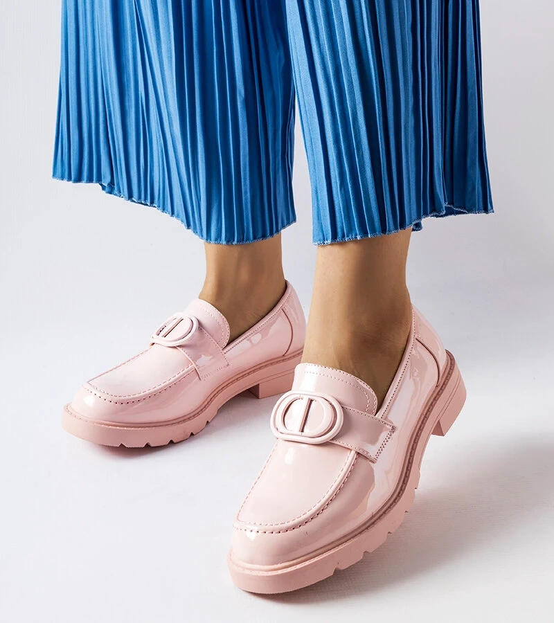 Rosa lackierte Scranton Mokassins