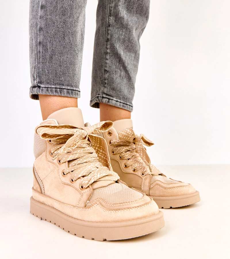 Beige hohe Sneakers mit dicken Schnürsenkeln Klevis