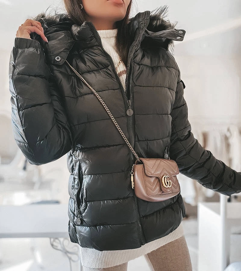 Dunkelgrüne Jacke mit Pelzkapuze Poisson